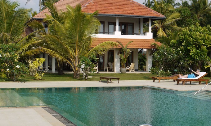 Wadduwa House | Beachside Villa, Private Chef and Driver, Pool, Tennis Court, Boule, 3 Bedrooms
