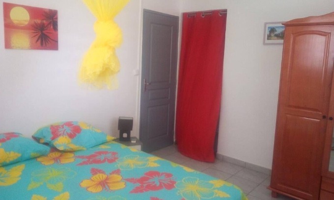 Sainte-Anne Apartment | BEAU T2 BAS DE VILLA