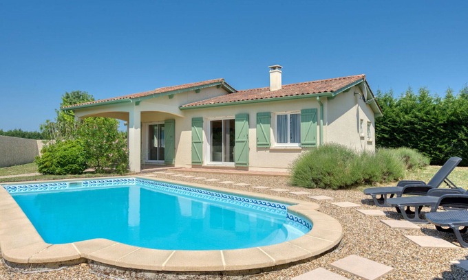 Ordonnac House | Beautiful private villa for 6 people with private pool, WIFI, TV, terrace, pets allowed and park.