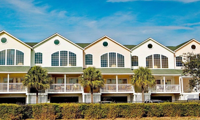 Edisto Island Apartment | Beautiful 1 bedroom unit at resort, sleeps 4