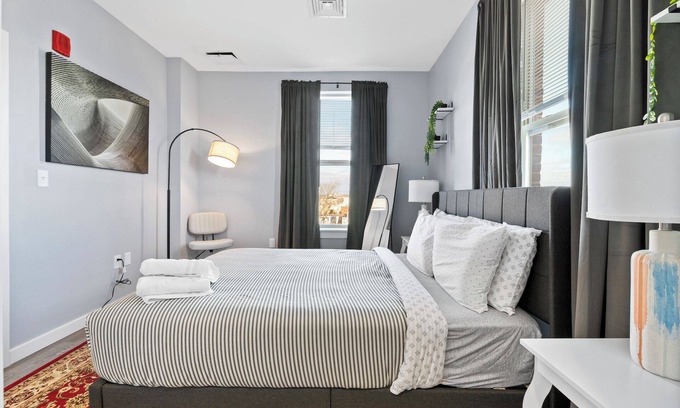 Everett Apartment | Beautiful 1BR Near Encore Boston 7828