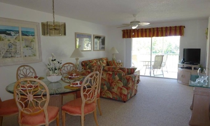 Tara Golf and Country Club Condo | Beautiful 2 Bed, 2 Bath Condo In Terraces At Tara Golf & Country Club