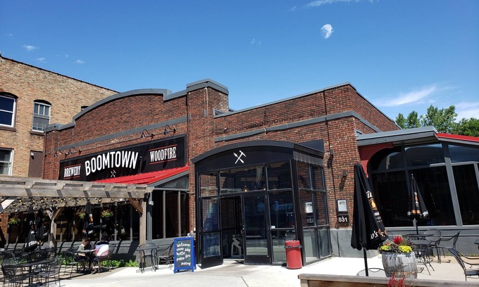 Hibbing Apartment | Beautiful 2 Bedroom Suite In Downtown Hibbing