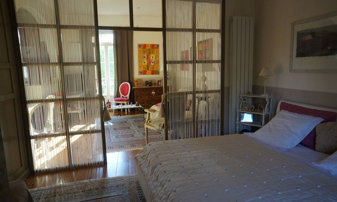 Saussan Apartment | Beautiful 2-room studio 45 m2 with pool access