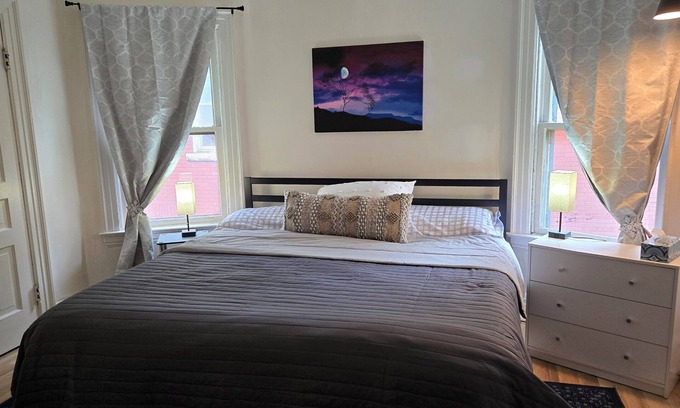 Niagara Falls House | Beautiful 3-Bedroom Home in Niagara Falls, New York