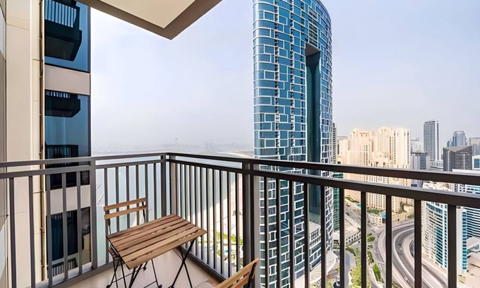 Jabal Ali 2 Apartment | Beautiful 3 Bedroom Beachfront Apartment with a view of Dubai Marina