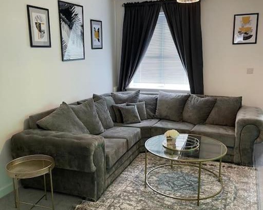 Martham House | Beautiful 3bedroom townhouse in a new estate