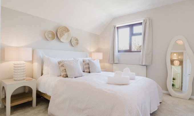 Woodstock House | Beautiful 4 Bedroom Cotswolds Home near Woodstock