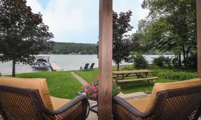Penn Yan Cottage | Beautiful 4 bedroom waterfront cottage with dock and fire pit.