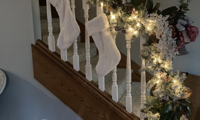 Clarksville House | Beautiful 4000 Sq Feet White Plantation Home With Wrap Around Porch