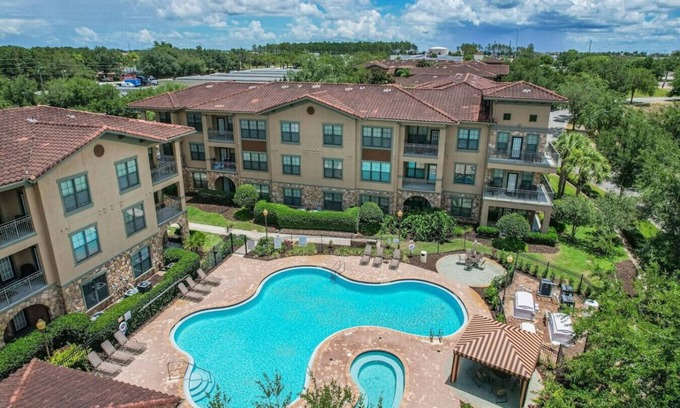 Davenport Condo | Beautiful 4bd condo minutes to Disney and Golf