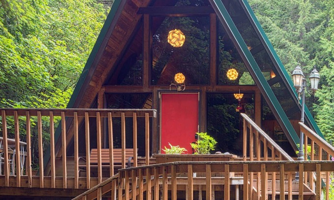 Enumclaw Cabin | Beautiful A-frame Near Mount Rainier National Park and Crystal Mountain
