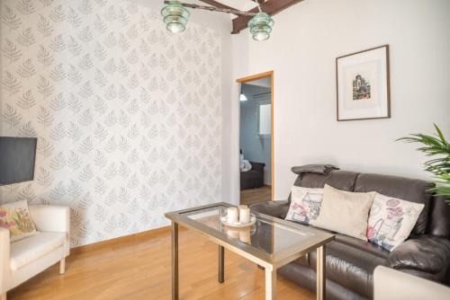 San Roque Apartment | Beautiful and bright- 1Bd 1Bth- Center