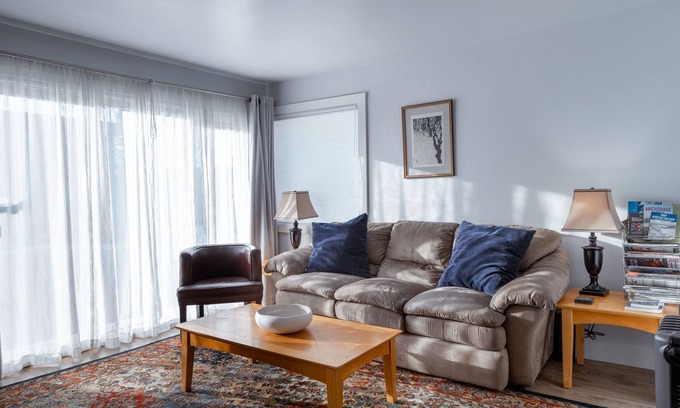 South Addition Condo | Beautiful and modern downtown condo with all the amenities