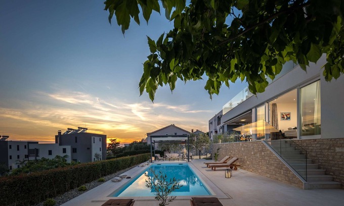 Kozino Villa | Beautiful and modern villa with heated pool and sea view
