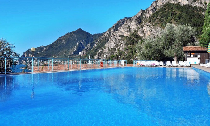 Limone sul Garda Apartment | Beautiful apartment for 4 guests with A/C, WIFI, pool, hot tub, TV, terrace and parking