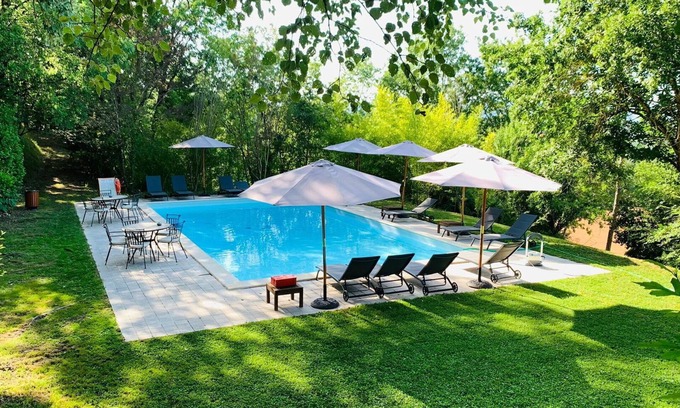 Umbertide Villa | Beautiful apartment in villa for 6 guests with pool, A/C, WIFI, TV and patio