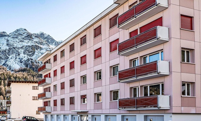 Sankt Moritz-Bad Apartment | Beautiful apartment for 4 guests with WIFI, TV, balcony, pets allowed and panoramic view