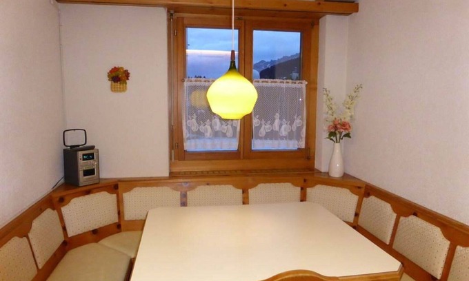 Lenzerheide Apartment | Beautiful apartment for 6 guests with WIFI, TV and balcony