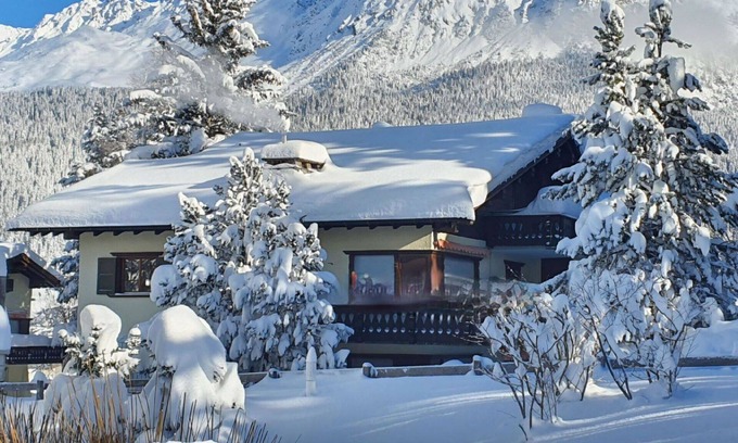 Lenzerheide Apartment | Beautiful apartment for 7 guests with WIFI, TV and balcony