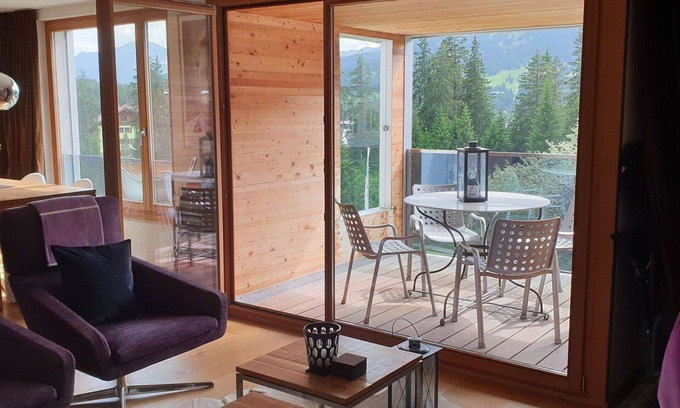 Lenzerheide Apartment | Beautiful apartment for 4 guests with WIFI, TV and balcony
