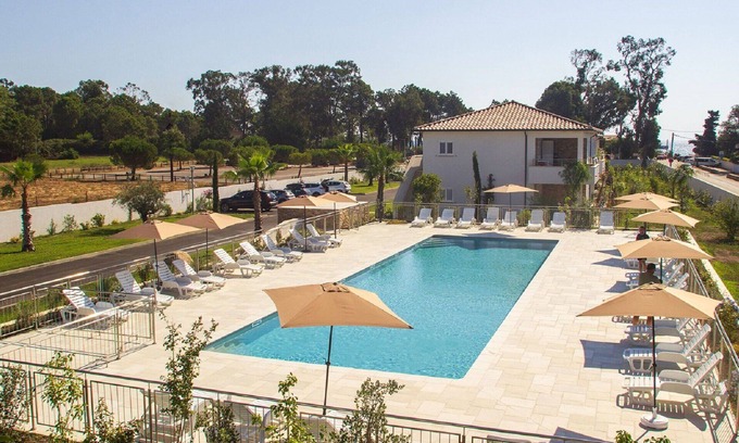 Ghisonaccia Apartment | Beautiful apartment with WIFI, A/C, pool, TV, balcony, pets allowed, panoramic view and parking