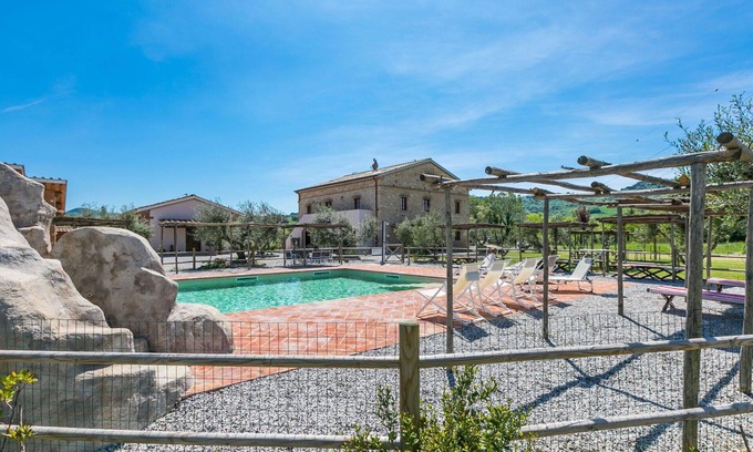 Guardistallo Apartment | Beautiful apartment for 4 people with WIFI, A/C, pool, patio, pets allowed and panoramic view
