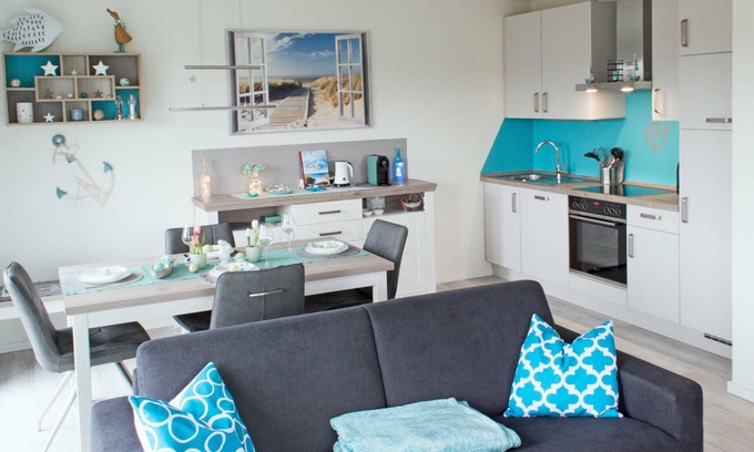 Fedderwardersiel Apartment | Beautiful apartment right on the Siel for 2-6 people