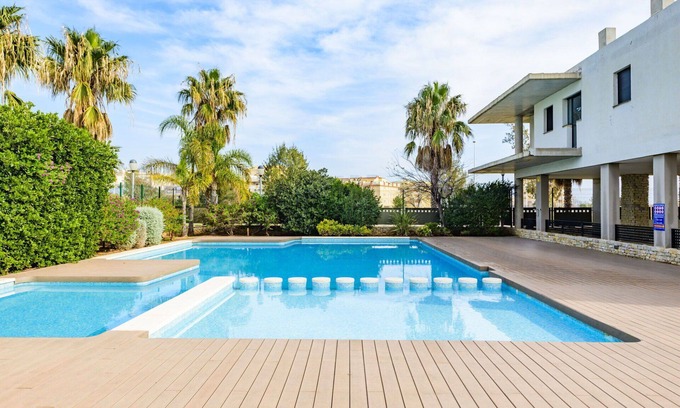 El Grau de Moncofa Apartment | Beautiful apartment for 4 people with A/C, WIFI, pool, TV and terrace