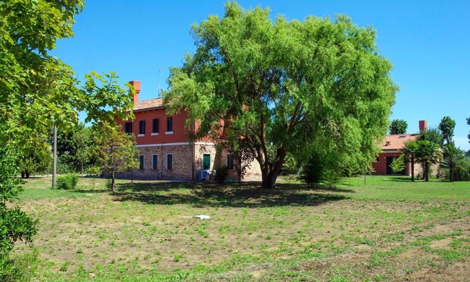 Cavallino-Treporti Apartment | Beautiful apartment for 4 people with A/C, WIFI, TV and patio