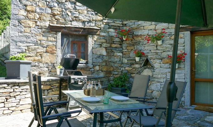 Malvaglia-dagro Apartment | Beautiful apartment for 3 people with WIFI, TV and patio