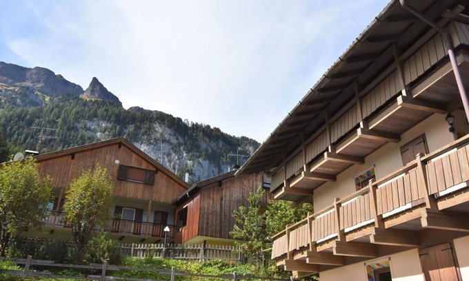 Alba Apartment | Beautiful apartment for 4 guests with balcony and parking
