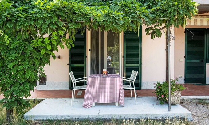 San Feliciano Apartment | Beautiful apartment for 4 people with pool, WIFI, A/C, TV, patio and pets allowed