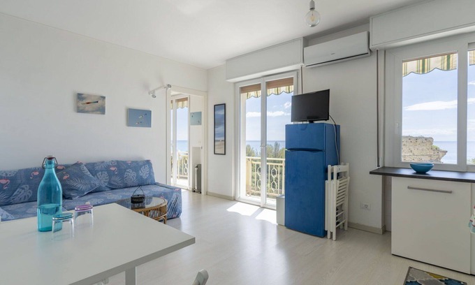 Bussana Apartment | Beautiful apartment for 4 guests with A/C, WIFI, balcony and parking