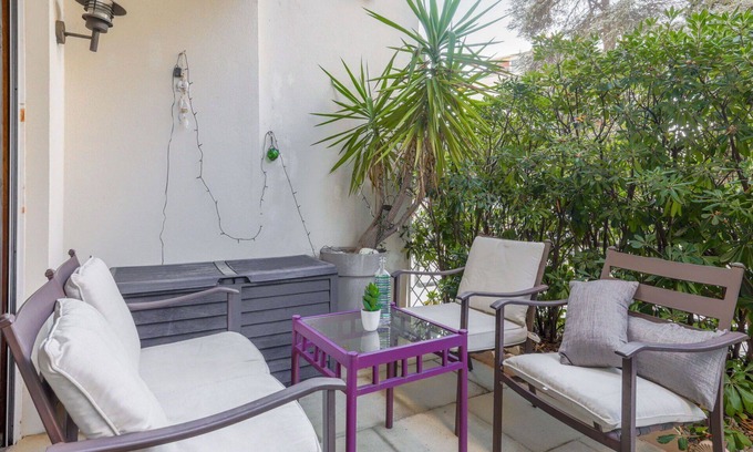 La Madeleine Apartment | Beautiful apartment for 4 guests with pool, WIFI, TV and terrace