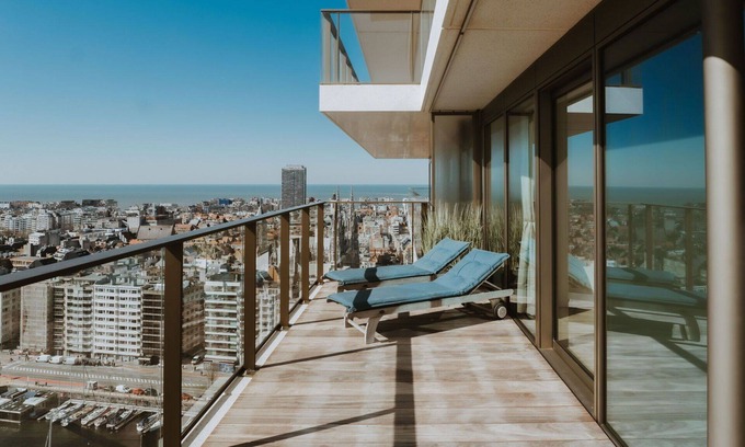Ostend City Centre Apartment | Beautiful apartment for 6 guests with WIFI, TV and terrace