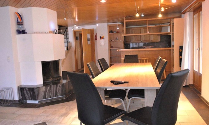 Adelboden Apartment | Beautiful apartment for 8 people with WIFI, balcony and pets allowed