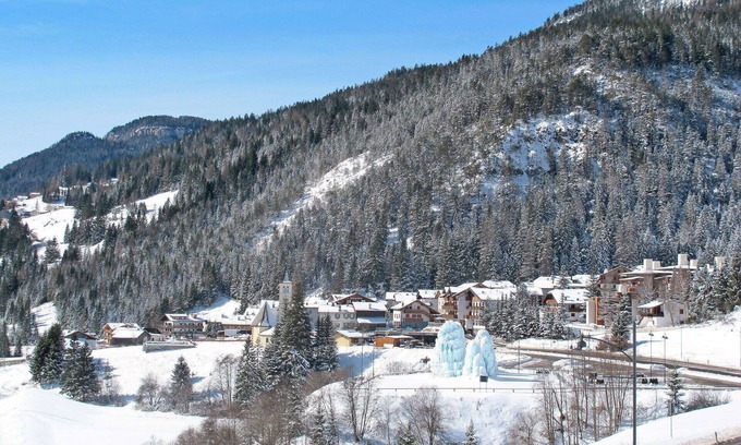 Mazzin Apartment | Beautiful apartment for 2 people with WIFI, TV, patio and parking