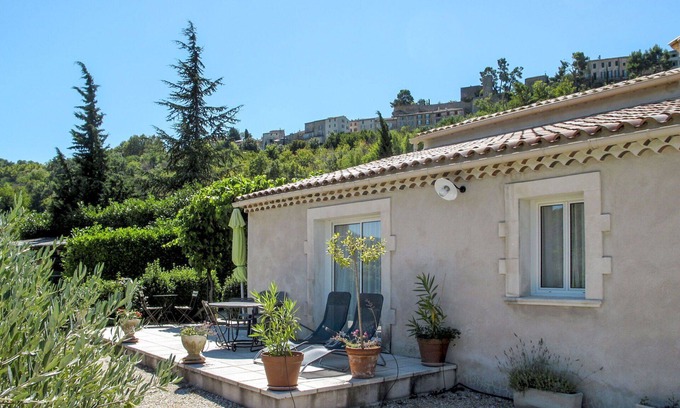 Menerbes House | Beautiful apartment in villa for 4 people with WIFI, TV and terrace