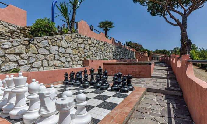 Naregno Apartment | Beautiful apartment for 5 people with WIFI, pool, A/C and terrace