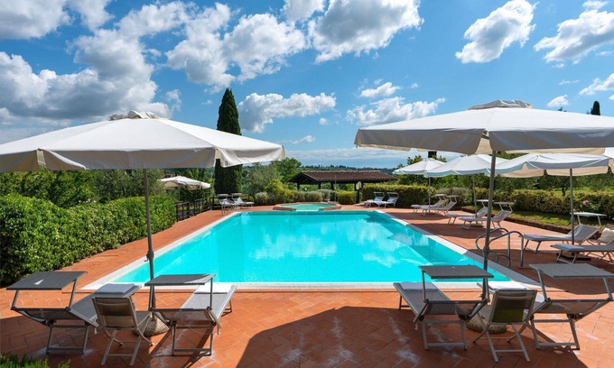 Sughera Apartment | Beautiful apartment with A/C, pool, WIFI, TV, veranda and panoramic view, close to San Gimignano