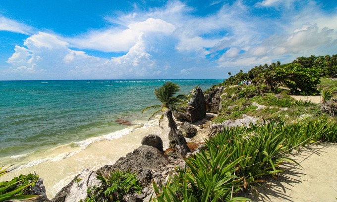 Zama Apartment | Beautiful apartment with rooftop pool, fitness area, & balcony