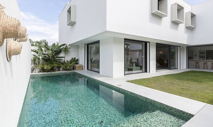 Vielle-Chapelle Villa | BEAUTIFUL ARCHITECT VILLA WITH PISICON IN ABSOLUTE CALM AND CLOSE TO THE SEA