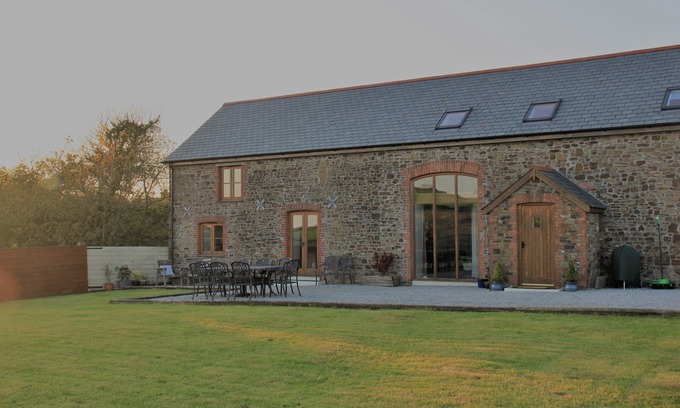 Holsworthy House | Beautiful barn, in the heart of the Devon countryside. 8 miles from Bude
