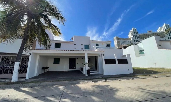 Cerritos House | Beautiful beach house with private pool in Cerritos Mazatlan for up to 12 people.