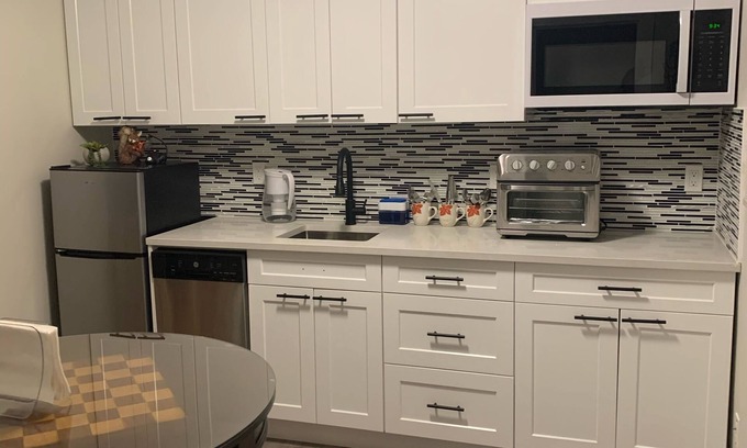 Coquitlam House | Beautiful, bright, cozy house in Coquitlam central, great environment to stay