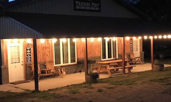 Niobrara Cabin | Beautiful cabin/room that sleeps up to 6 people. Lots of parking room.