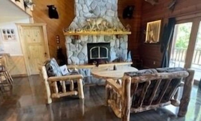 Pelican Rapids House | Beautiful Cedar Log Home overlooking North Lake Lida in Pelican Rapids Minnesota