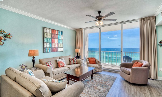 Panama City Beach Resort | Beautiful Condo! Last min Oct 29 - Nov 7th open!