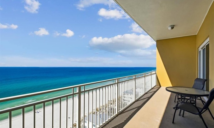 Thomas Drive Condo | Beautiful condo with gulf view & shared pool and hot tub Spring/summer open!